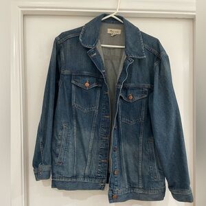 Madewell  size L Classic Blue Denim Jacket